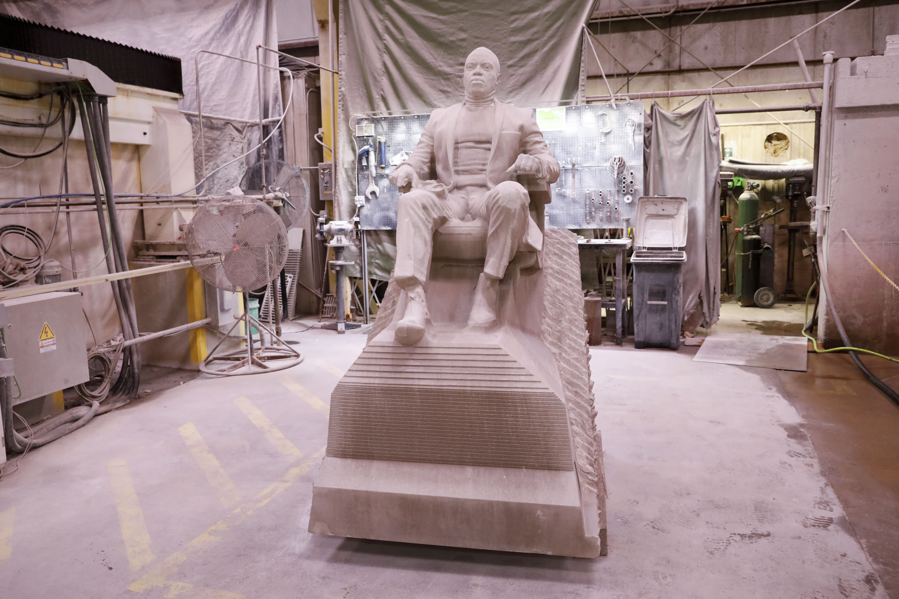 Faisal Sculpture 012522 01-01262022104148